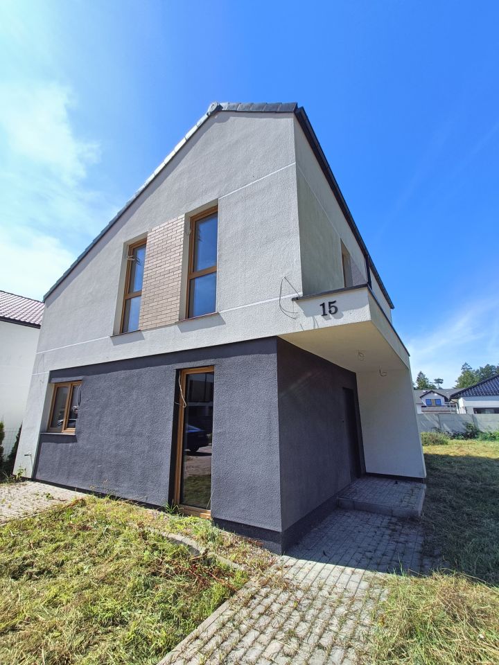 dom wolnostojący, 4 pokoje Słupsk Bolesławice, ul. Jałowcowa. Zdjęcie 1