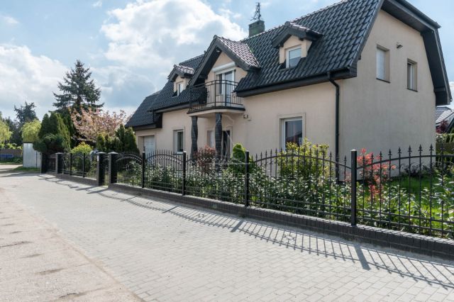 dom wolnostojący, 7 pokoi Rokietnica, ul. Świt. Zdjęcie 2