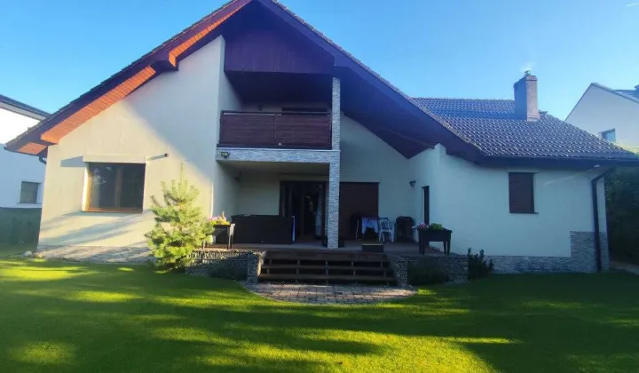 dom wolnostojący, 7 pokoi Kościno