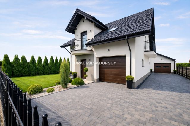 dom wolnostojący, 5 pokoi Igołomia. Zdjęcie 3