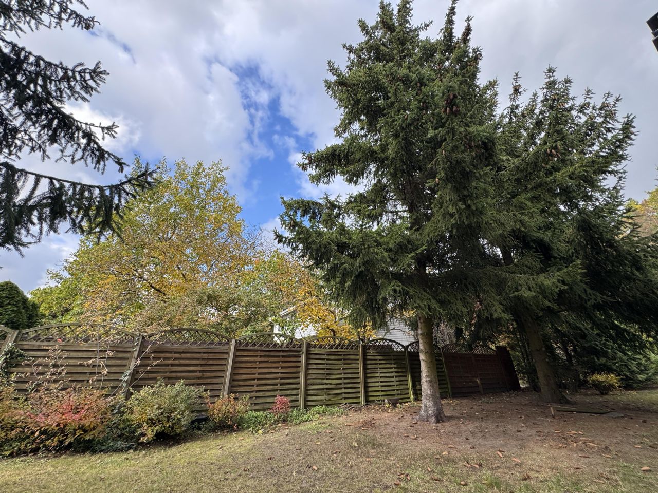 dom wolnostojący, 3 pokoje Magdalenka, ul. Podleśna. Zdjęcie 8