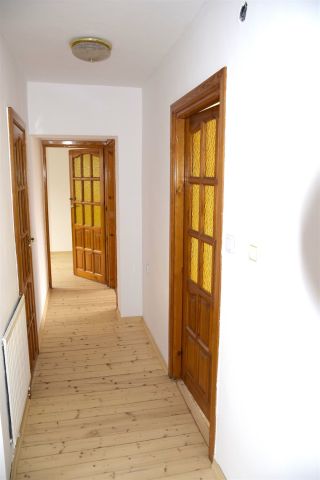 bliźniak, 4 pokoje Gniezno. Zdjęcie 16