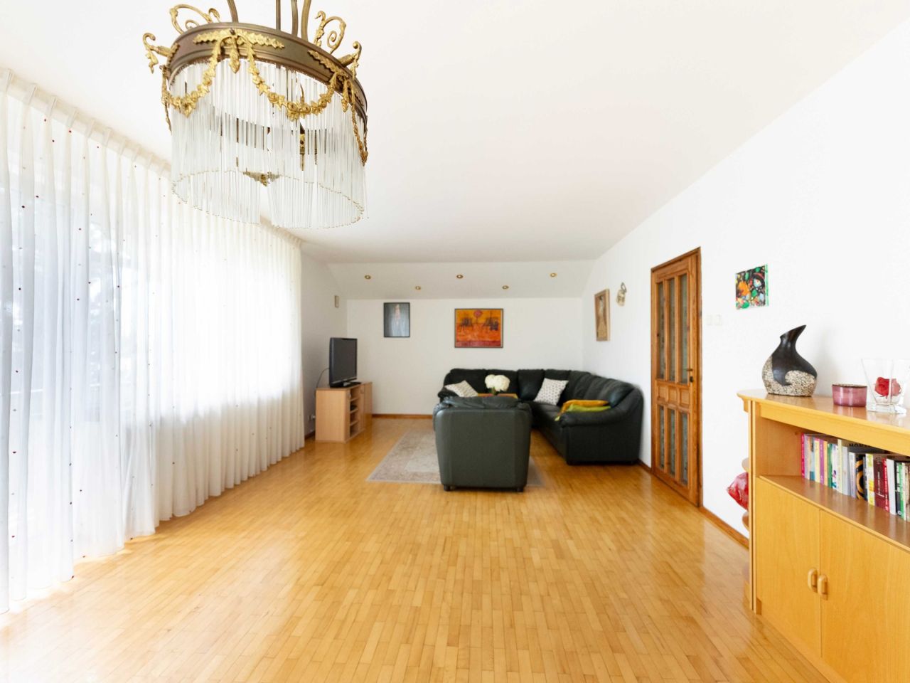 dom wolnostojący Częstochowa Podjasnogórska , ul. św. Kingi. Zdjęcie 4