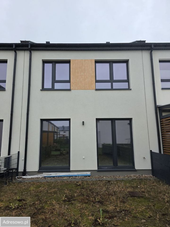 dom szeregowy, 3 pokoje Słomin. Zdjęcie 10