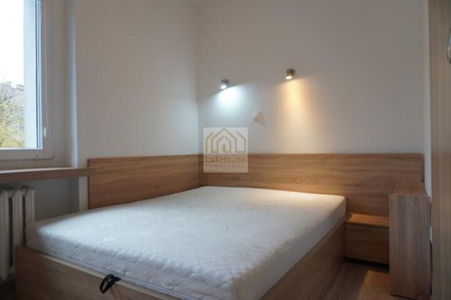 Mieszkanie 3-pokojowe Bytom Stroszek, ul. Gwarków Tarnogórskich. Zdjęcie 4