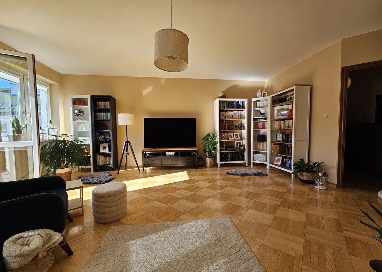 Mieszkanie 4-pokojowe Warszawa Ochota, ul. Włodarzewska. Zdjęcie 2