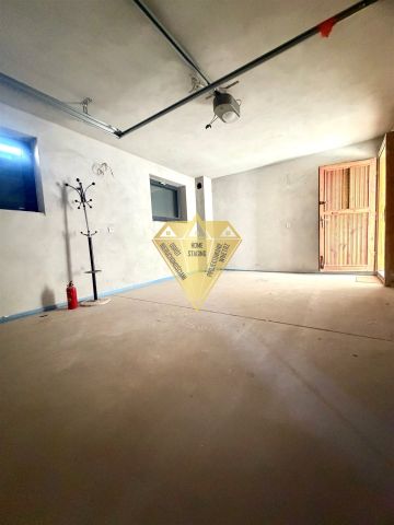 dom wolnostojący, 5 pokoi Ameliówka. Zdjęcie 15