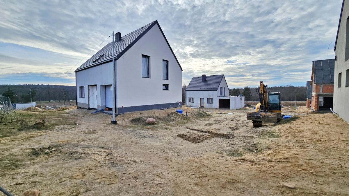 dom wolnostojący, 4 pokoje Dobieszków. Zdjęcie 12