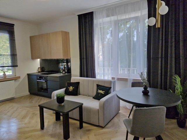Mieszkanie 2-pokojowe Tychy Centrum, ul. Stefana Czarnieckiego. Zdjęcie 1