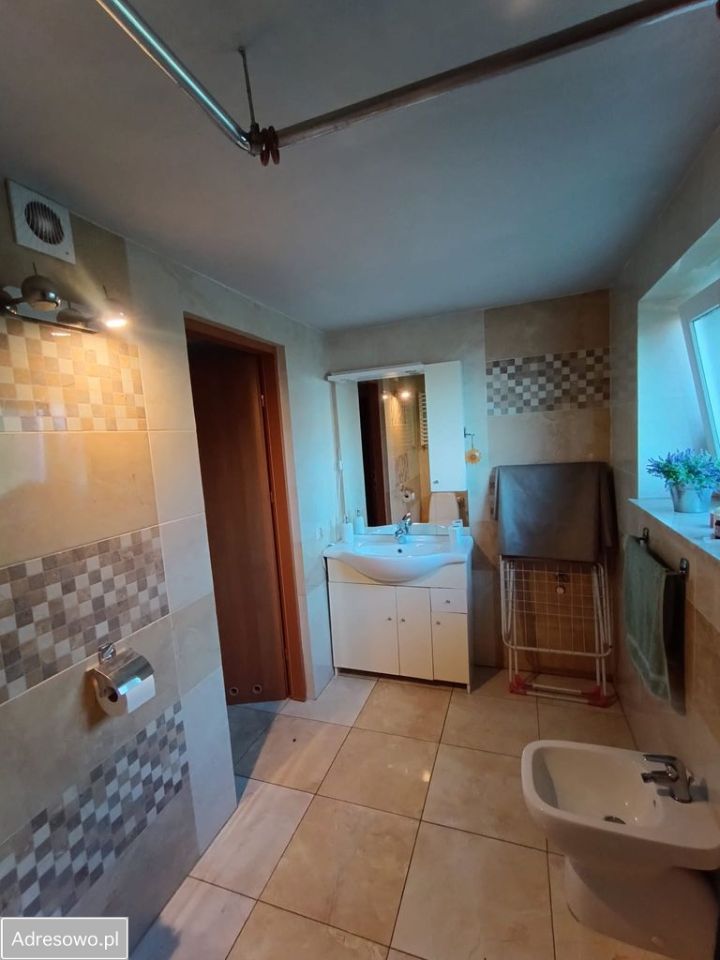 dom wolnostojący, 5 pokoi Piekoszów, ul. Zgody. Zdjęcie 8