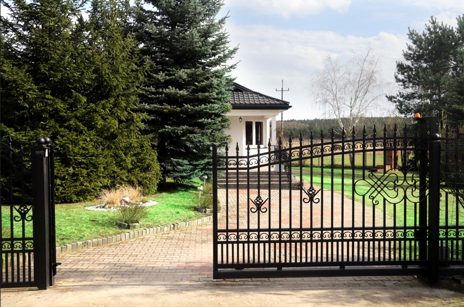 dom wolnostojący, 4 pokoje Tresta, ul. Żeremiowa. Zdjęcie 2