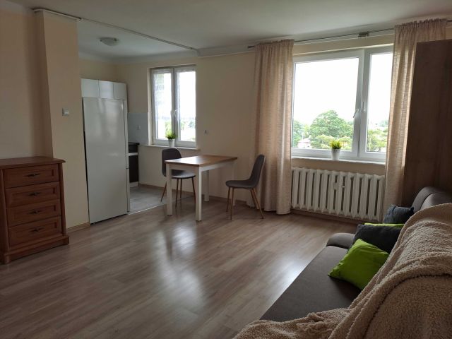 Mieszkanie 2-pokojowe Ostrowiec Świętokrzyski, os. Słoneczne. Zdjęcie 1