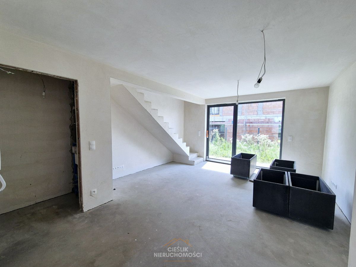 Mieszkanie 5-pokojowe Budzyń. Zdjęcie 2