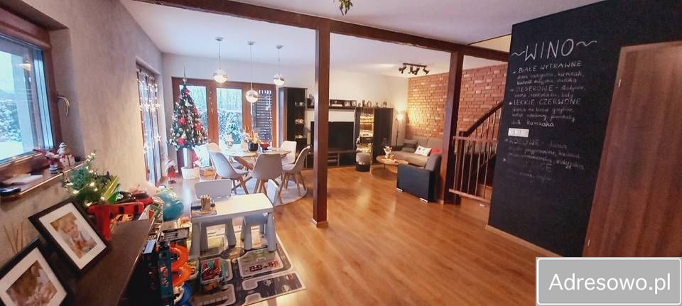 dom wolnostojący, 4 pokoje Jędrzejów, ul. Adolfa Dygasińskiego. Zdjęcie 3