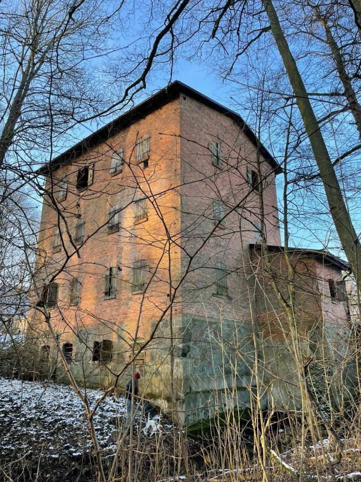 Nieruchomość komercyjna Brzeźnica. Zdjęcie 4