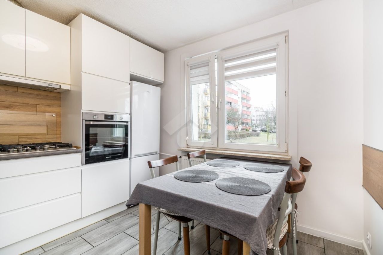 Mieszkanie 3-pokojowe Kraków Kurdwanów, ul. Stanisława Stojałowskiego. Zdjęcie 7