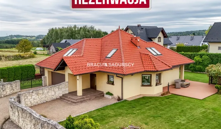 dom wolnostojący, 6 pokoi Sułków