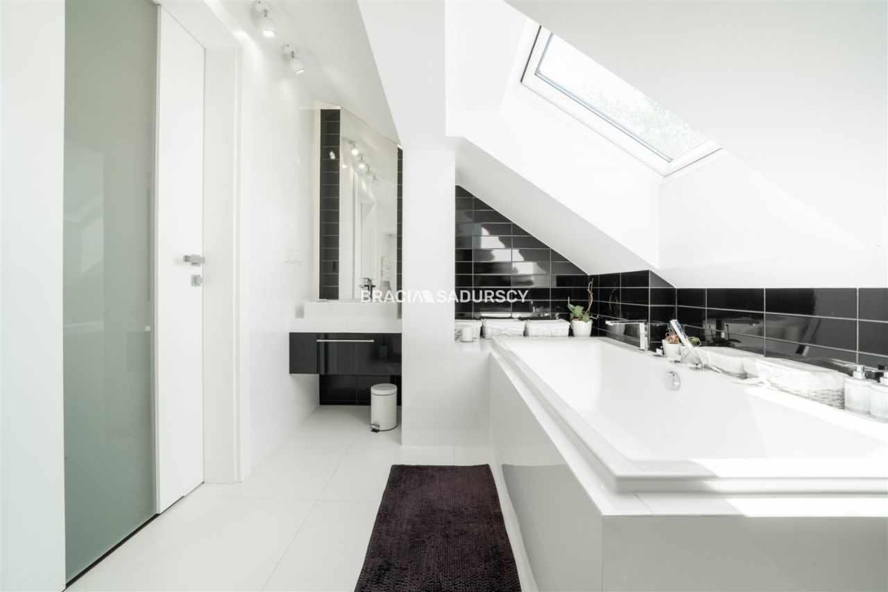 dom wolnostojący, 4 pokoje Kraków Podgórze Duchackie, ul. Wyżynna. Zdjęcie 28