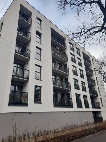 Mieszkanie 3-pokojowe Łódź Górna, ul. Poprzeczna. Zdjęcie 1