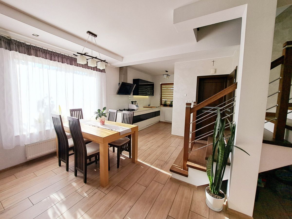 dom szeregowy, 4 pokoje Rzeszów Przybyszówka, ul. Szlachecka. Zdjęcie 3