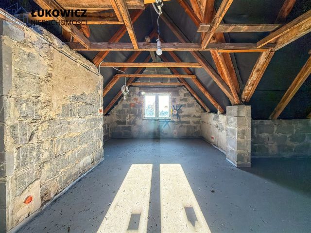 dom wolnostojący, 15 pokoi Jeleśnia. Zdjęcie 27