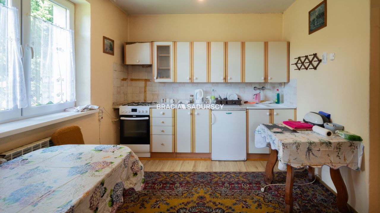 dom wolnostojący, 3 pokoje Myślenice, ul. Kornela Ujejskiego. Zdjęcie 17