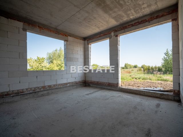 Hala/magazyn Tuszów Narodowy. Zdjęcie 15