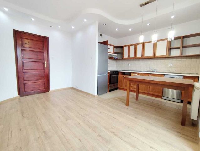 Mieszkanie 2-pokojowe Kalisz Korczak, ul. Korczak. Zdjęcie 1