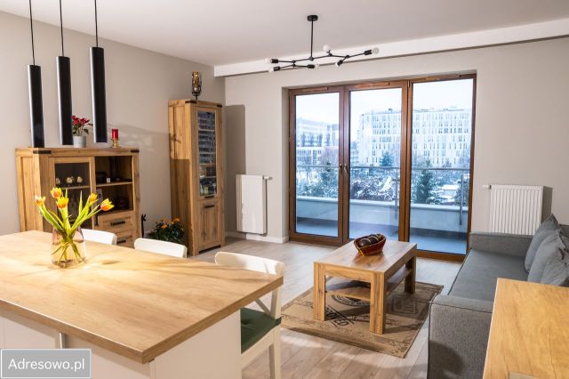 Mieszkanie 3-pokojowe Kraków Grzegórzki, ul. płk. Francesco Nullo. Zdjęcie 1