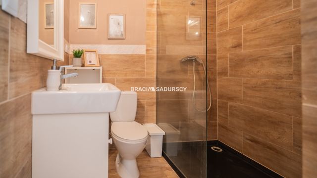 dom wolnostojący, 6 pokoi Gnatowice. Zdjęcie 14