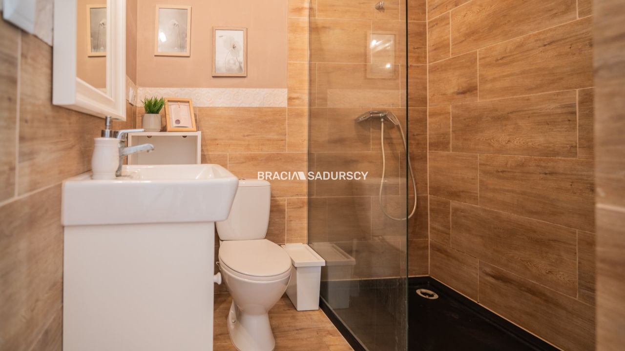 dom wolnostojący, 6 pokoi Gnatowice. Zdjęcie 14