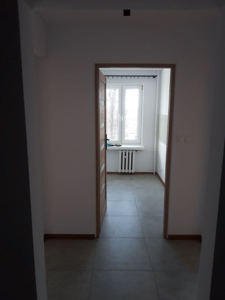 Mieszkanie 2-pokojowe Częstochowa Tysiąclecie, ul. Nałkowskiej. Zdjęcie 3