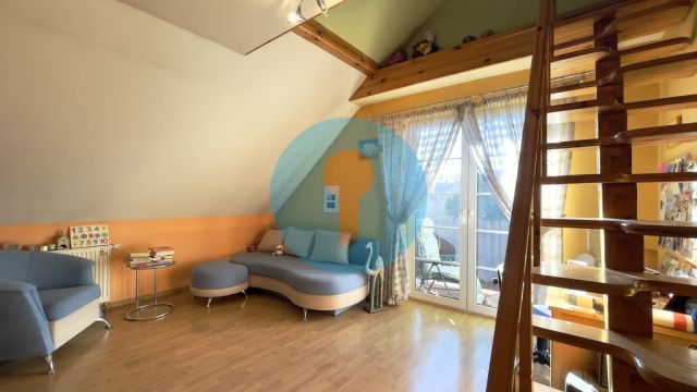 bliźniak, 5 pokoi Bilcza. Zdjęcie 15