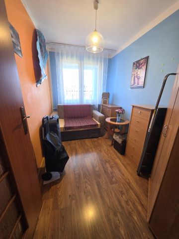 Mieszkanie 2-pokojowe Jelenia Góra Zabobrze, ul. Ludomira Różyckiego. Zdjęcie 4