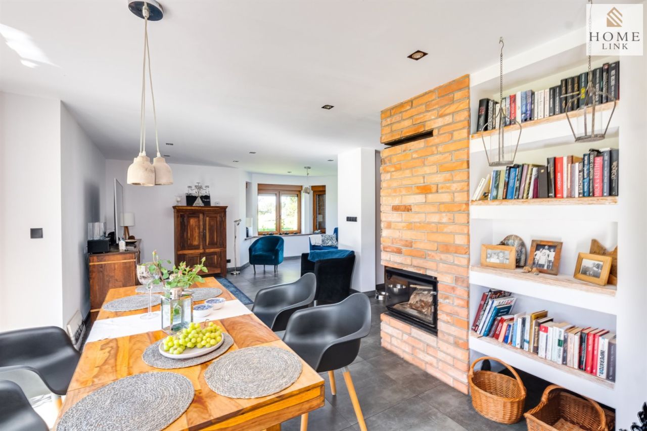 dom wolnostojący, 5 pokoi Liwa, ul. Gajowa. Zdjęcie 3