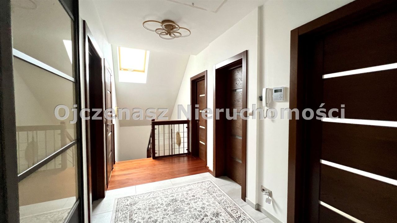 dom wolnostojący, 6 pokoi Niemcz. Zdjęcie 13