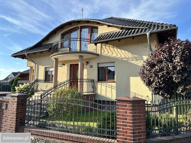 dom wolnostojący, 3 pokoje Pniewy. Zdjęcie 1