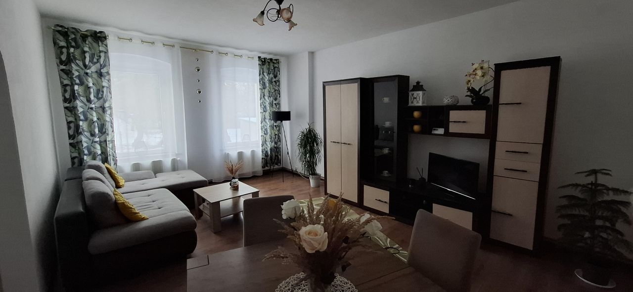 Mieszkanie 2-pokojowe Wałbrzych Stary Zdrój, ul. Kombatantów. Zdjęcie 1