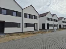 bliźniak, 5 pokoi Pobiedziska, ul. Potokowa. Zdjęcie 2