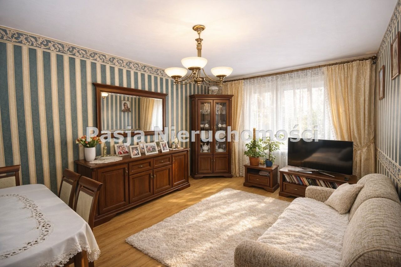 Mieszkanie 3-pokojowe Płock, ul. Dobrzyńska. Zdjęcie 1