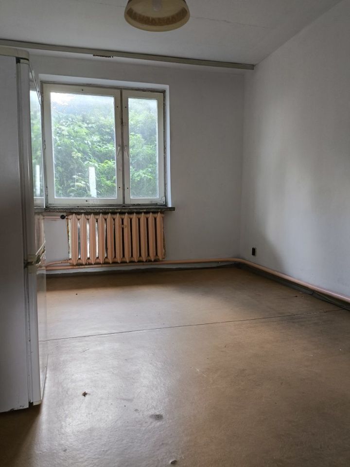 Mieszkanie 3-pokojowe Kolwiny. Zdjęcie 3