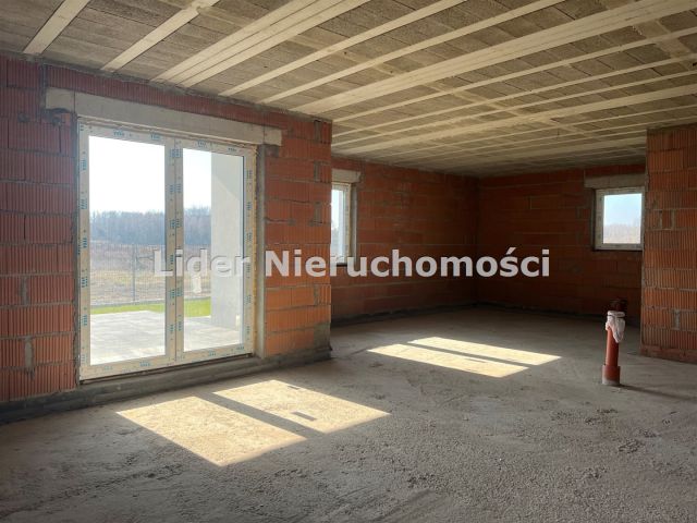 dom wolnostojący, 7 pokoi Tuszynek Majoracki. Zdjęcie 12