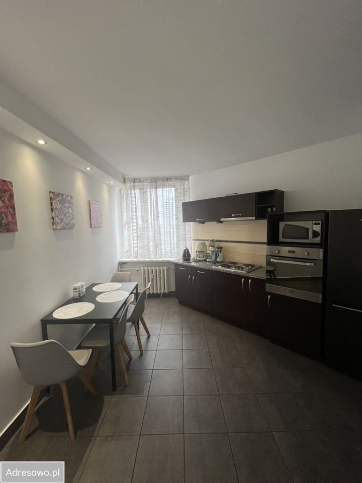 Mieszkanie 3-pokojowe Katowice Zawodzie, al. Walentego Roździeńskiego. Zdjęcie 4