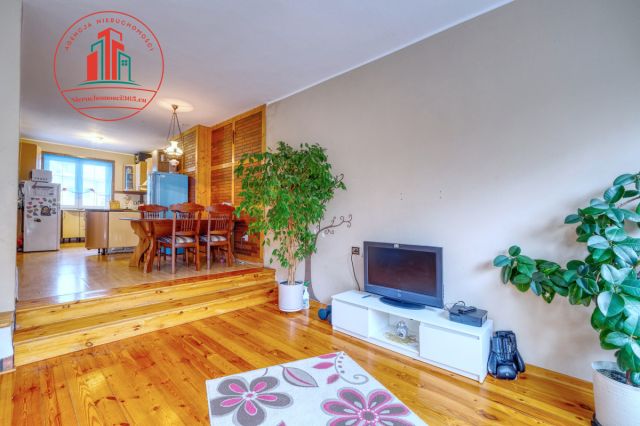 bliźniak, 6 pokoi Gdynia Dąbrowa, ul. Poziomkowa. Zdjęcie 9