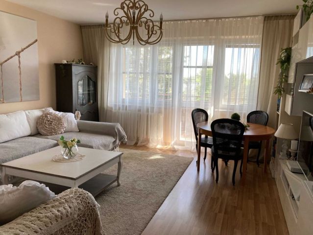 Mieszkanie 3-pokojowe Nowy Dwór Mazowiecki Osiedle Młodych, ul. rtm. Witolda Pileckiego. Zdjęcie 1