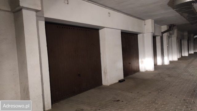 Garaż/miejsce parkingowe Lublin Ponikwoda, ul. Cyprysowa. Zdjęcie 1