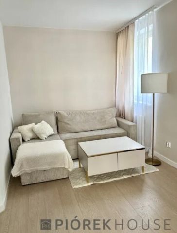 Mieszkanie 2-pokojowe Ząbki, ul. Drewnicka. Zdjęcie 1