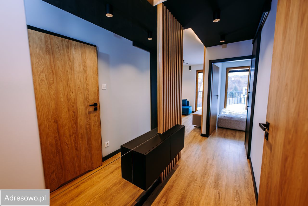 Mieszkanie 7-pokojowe Kielce Uroczysko, ul. Klonowa. Zdjęcie 5