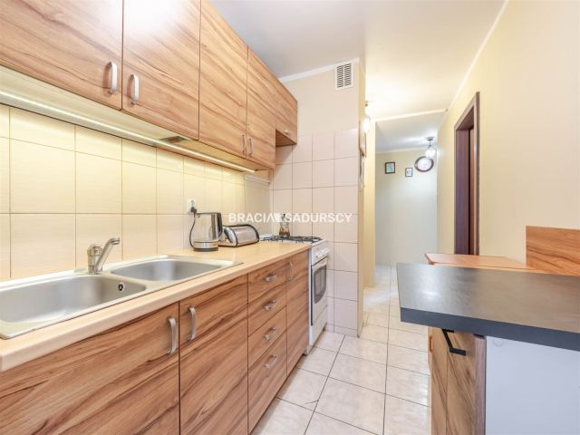 Mieszkanie 3-pokojowe Kraków, ul. Leonida Teligi. Zdjęcie 6