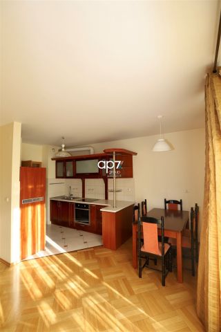 Mieszkanie 3-pokojowe Kraków Dębniki, ul. Lubostroń. Zdjęcie 3